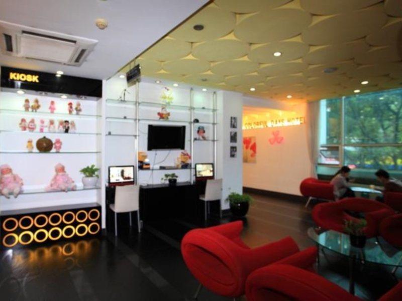 Guangzhou Colorful Days Hotel Экстерьер фото