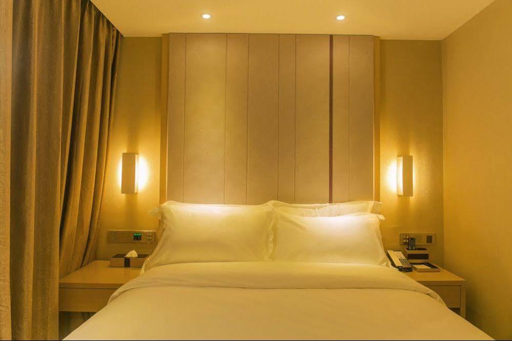Guangzhou Colorful Days Hotel Экстерьер фото