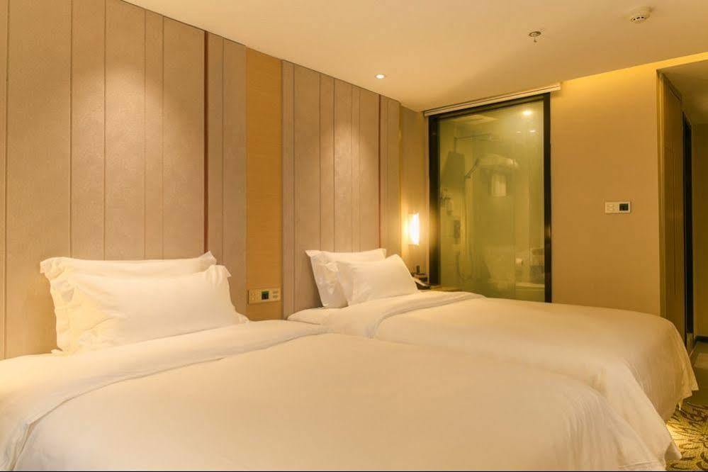 Guangzhou Colorful Days Hotel Экстерьер фото